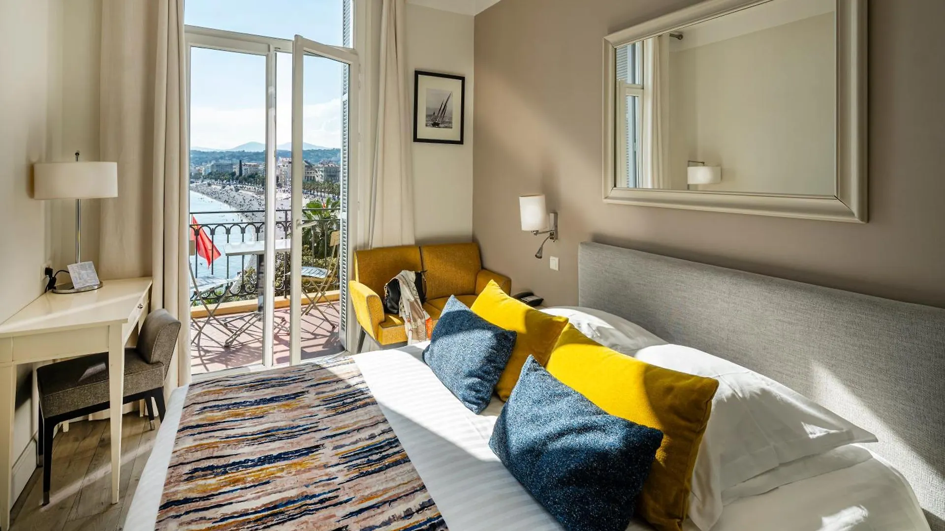 Hotel Suisse Nice 4*,  France