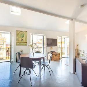  Apartment Ross 5- F2, Lumineux, Balcon, Loft, Clim, Vieux-nice