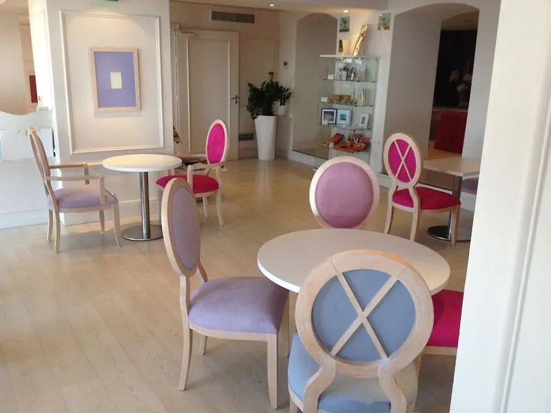 Hotel Suisse Nice 4*,  France